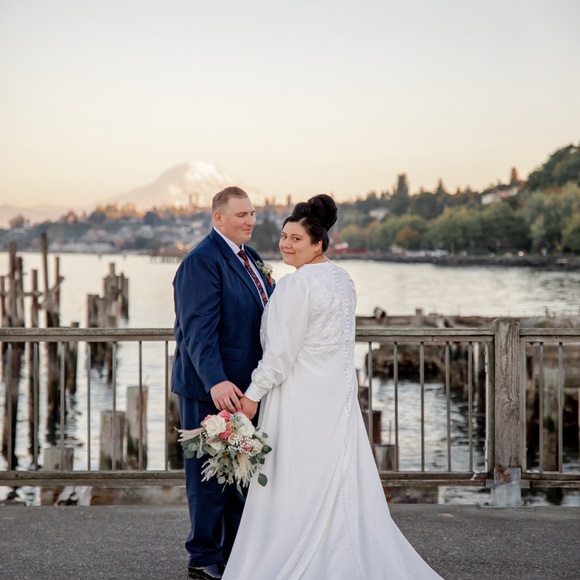 Meet your Posher, Amanda - Picture 4 of 16